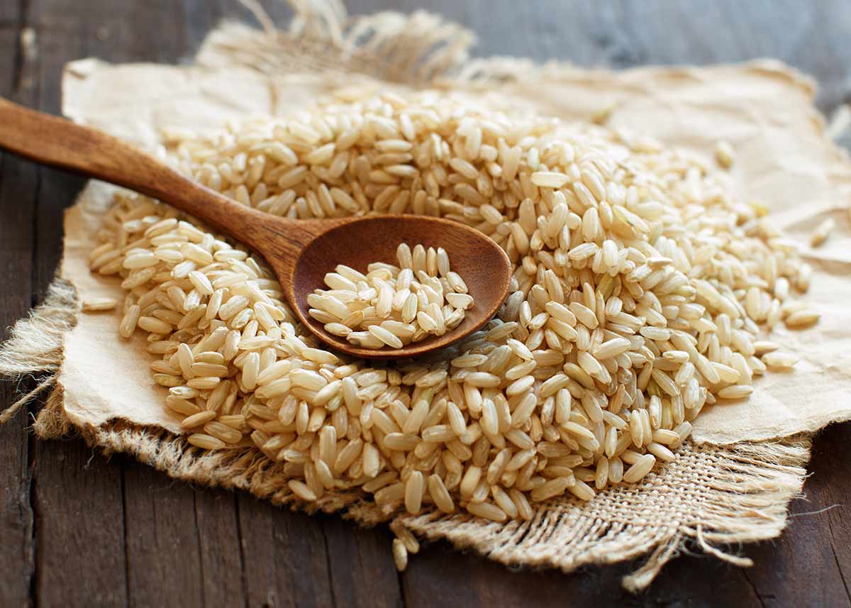 ¿Es mejor tomar arroz integral o quinoa?