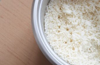Cocción de arroz en olla rápida (exprés)