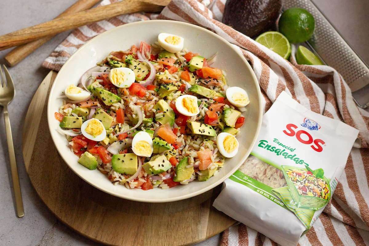 Ensalada de arroz con aguacate