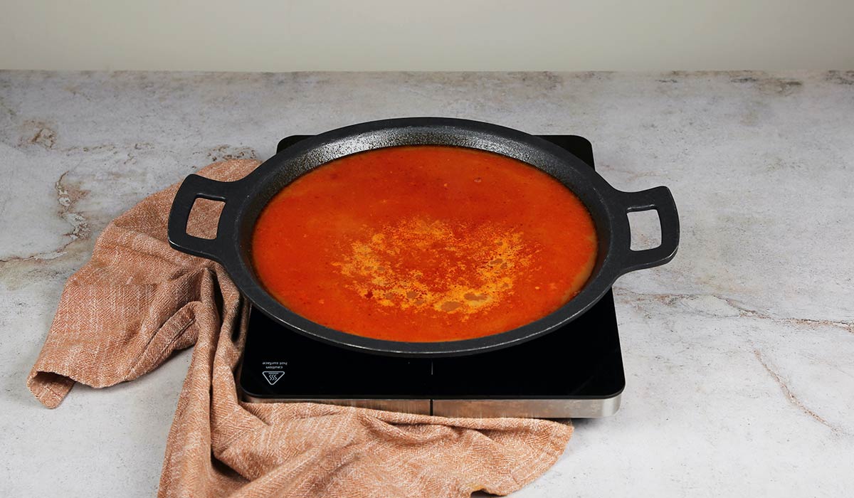 Fideos y caldo en Fideuá de Pescado