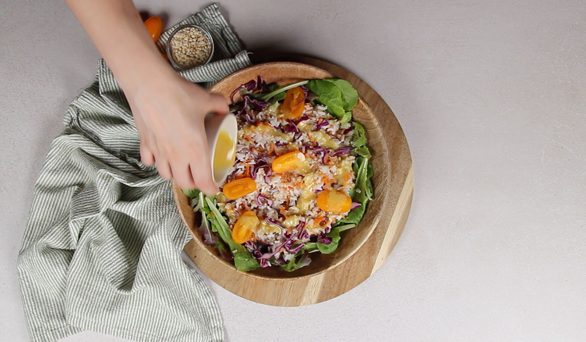 Añadir vinagreta para Ensalada de quinoa y verduras