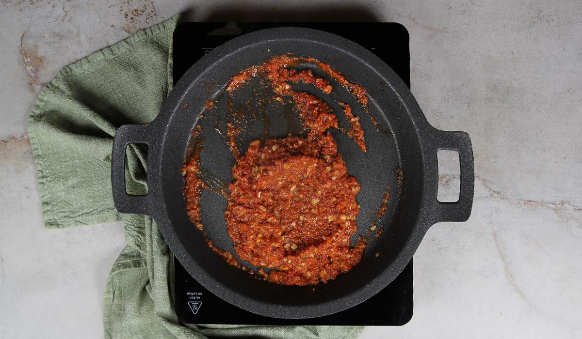 Sofrito en Arroz con costillas adobadas