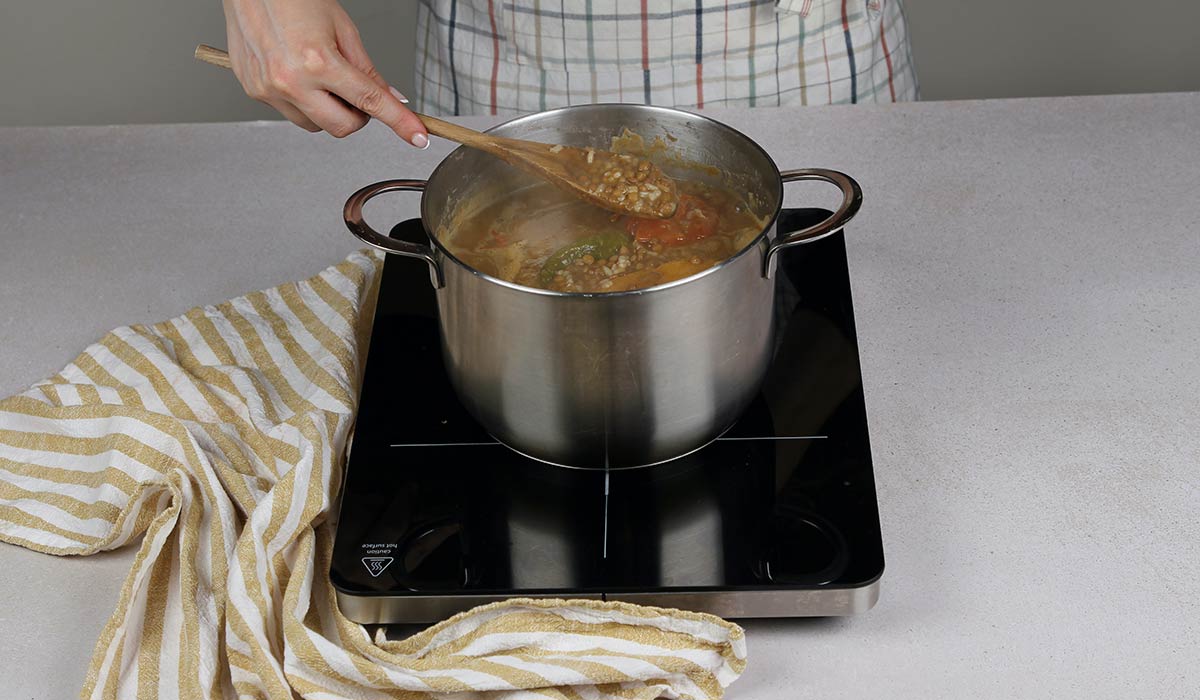 Cocinar arroz en Lentejas con verduras y arroz