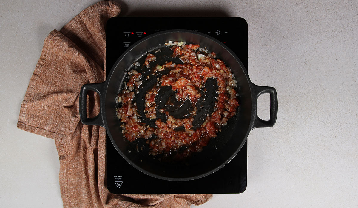 Sofrito en arroz con acelgas y alubias