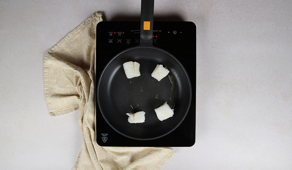 Marcar lomos de bacalao en Arroz con bacalao y espinacas