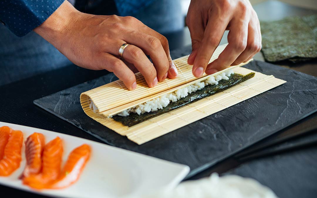 Cómo enrollar sushi