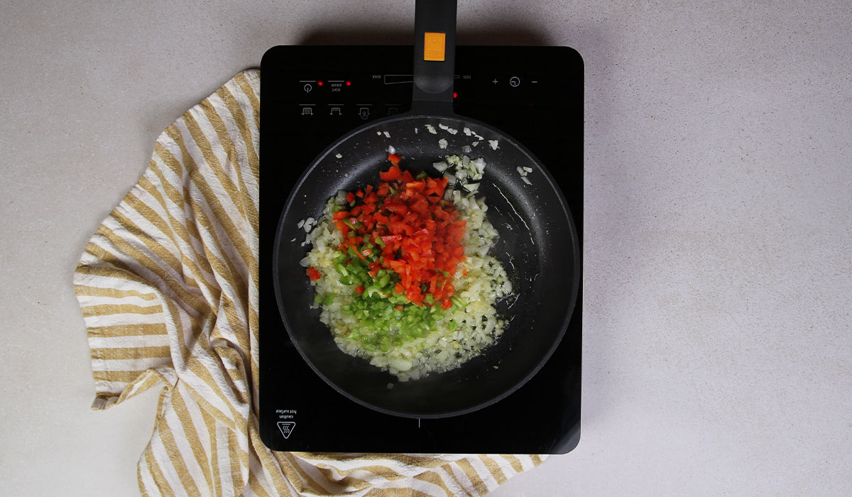 Sofrito de arroz con carne picada