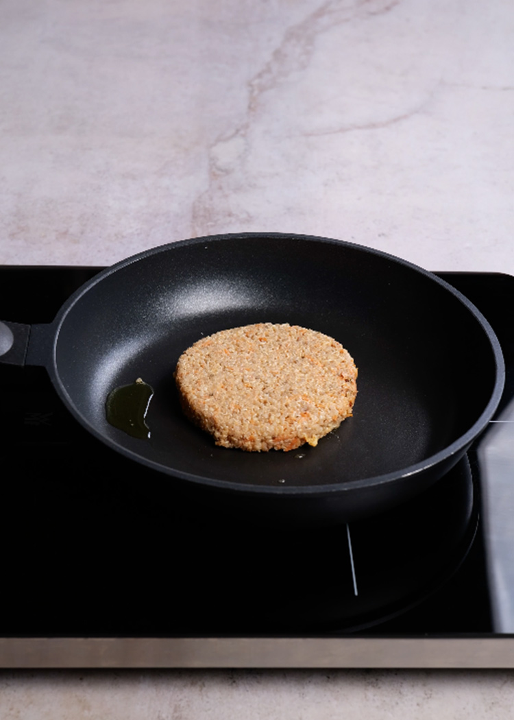 Cocinar hamburguesa para hamburguesa de quinoa