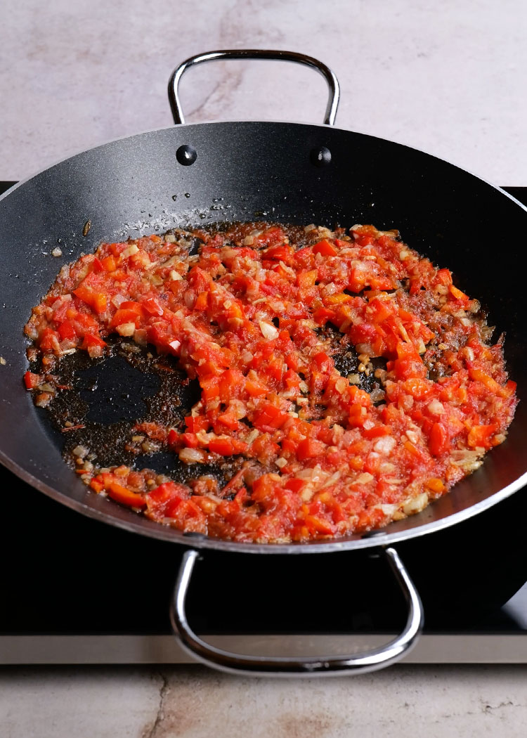 Sofrito de Arroz con gambas y mejillones