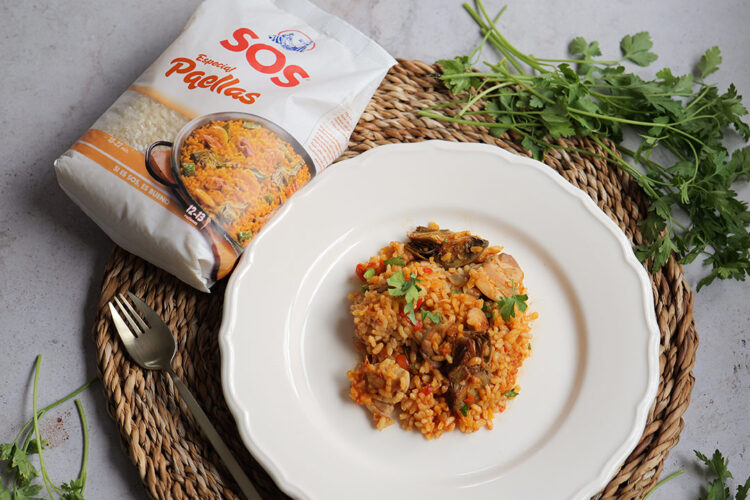 Foto de Arroz con alcachofas y pollo: receta fácil y sabrosa