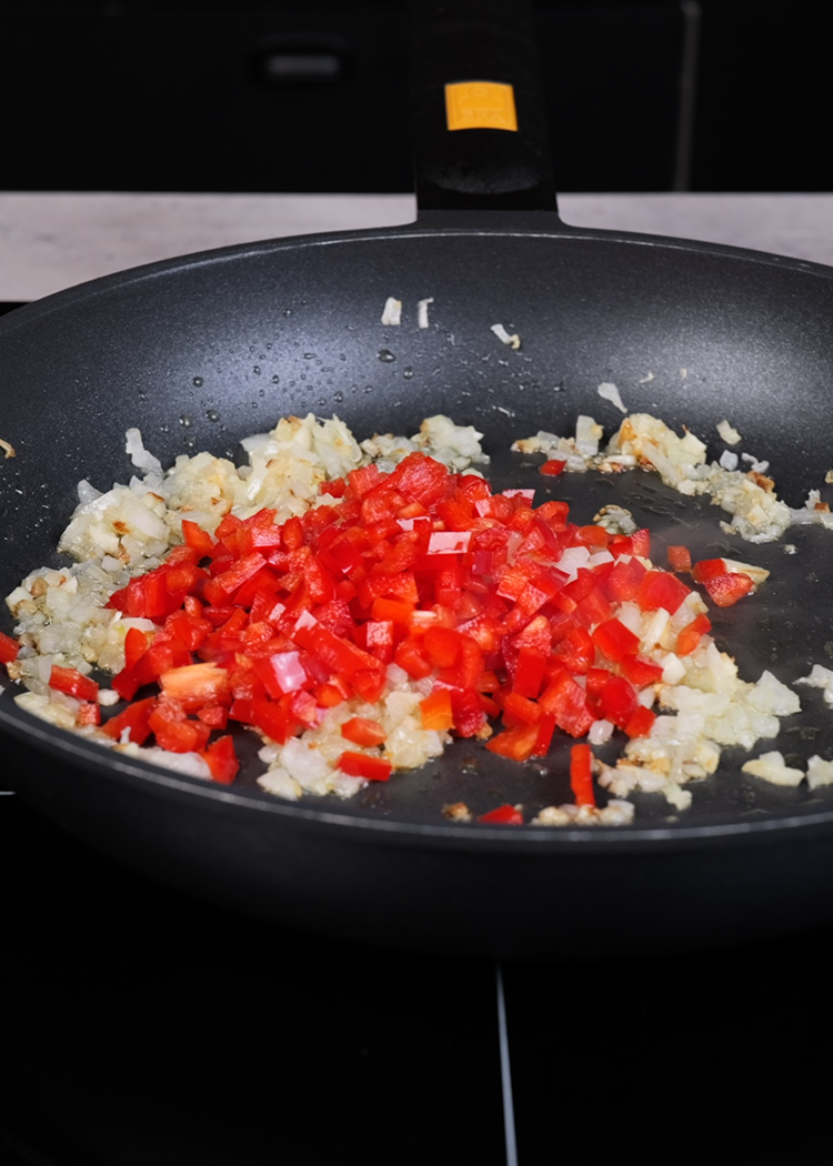 Sofrito de arroz caldoso con mejillones