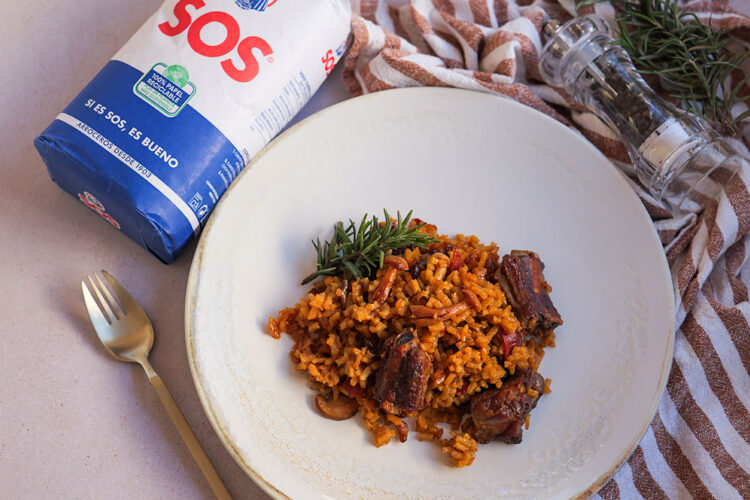 Foto de Arroz al horno con costillas: receta tradicional