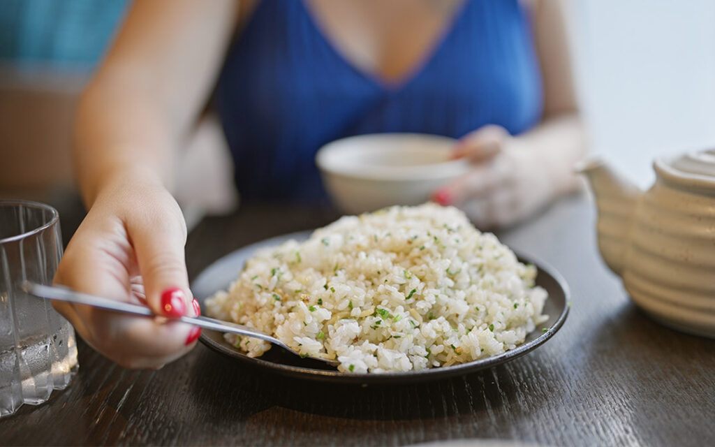 ¿Por qué el arroz blanco es un alimento saludable?