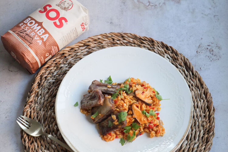 Foto de Arroz con costilla y setas: receta completa